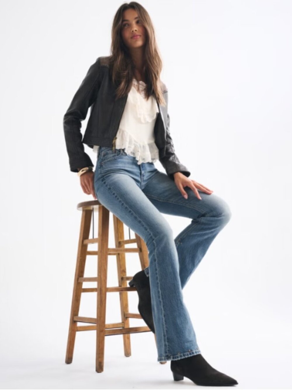 Abercrombie Women's High Rise Bootcut Studded Split-Vent Hem Jeans Size 25L